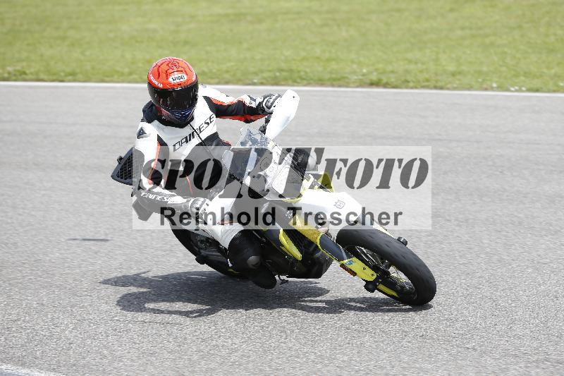 /Archiv-2024/29 12.06.2024 MOTO.CH Track Day ADR/Gruppe gelb/84